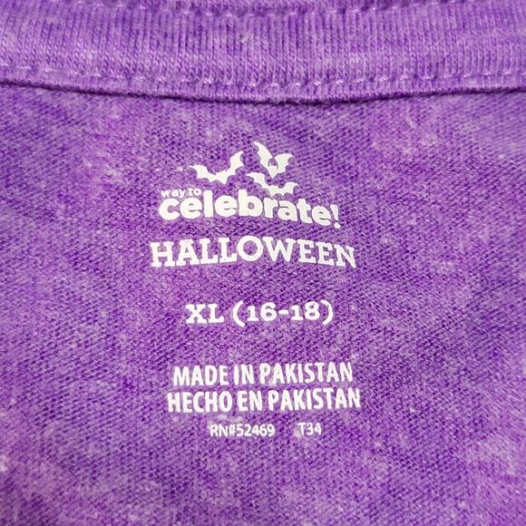 Celebrate Halloween Purple Tee "Hocus Pocus" - Size Junior XL (18-20) - Picture 4 of 5